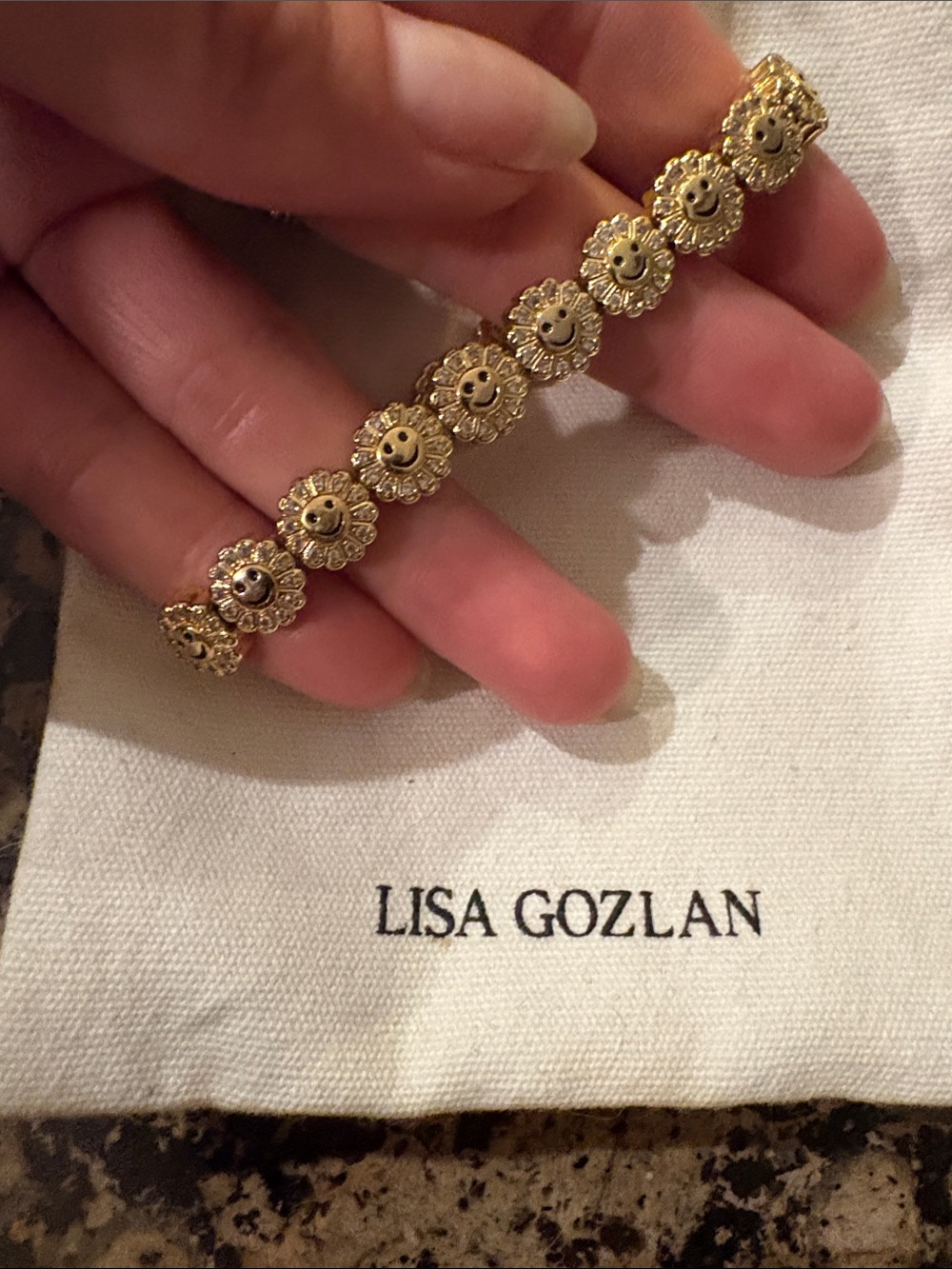 Lisa Gozlan 18k Gold Smiley Flower Link Bracelet